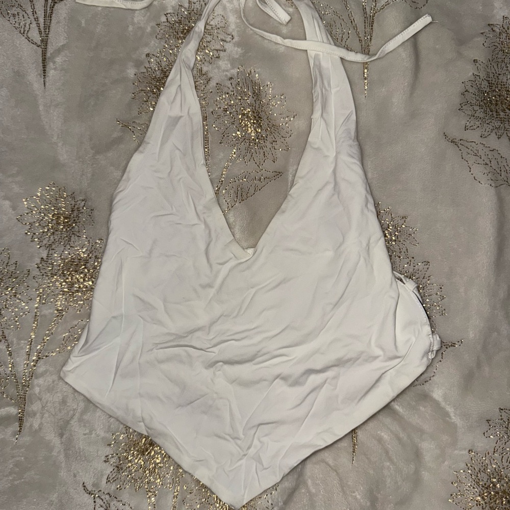 SHEIN Elegant Beige V-Neck Crop Top